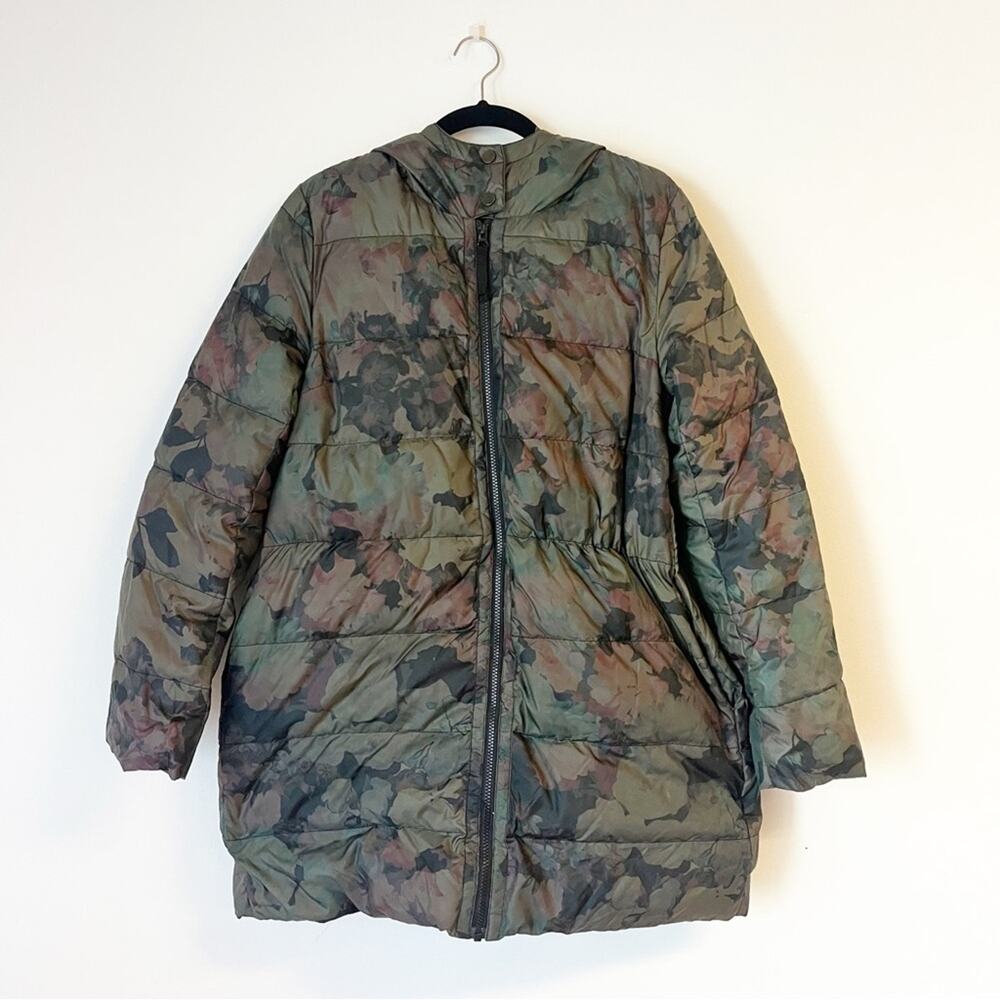 ESSENTIEL ANTWERP Floral Camp Puffed Jacket with Hood